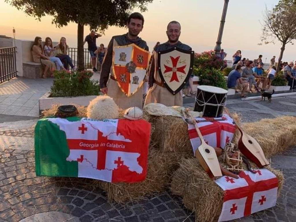 Associazione Georgia in Calabria alla manifestazione “La Castellana rievocazione storica”