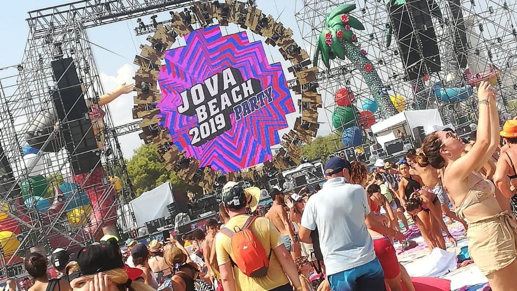 Jova Beach Party: ecco com’è il ‘villaggio’ di Roccella – FOTO