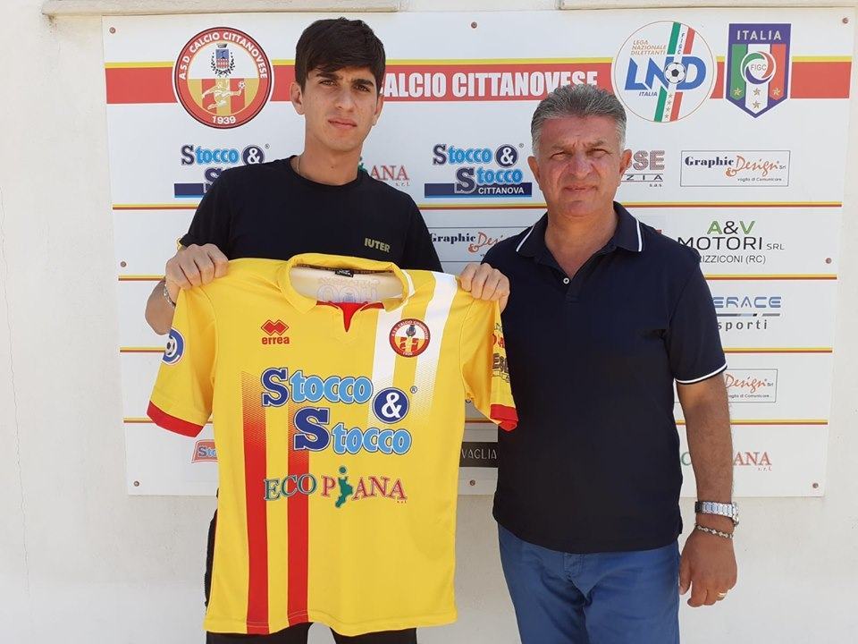 Calcio – Un giovane difensore ex Reggina, per la Cittanovese di Franceschini