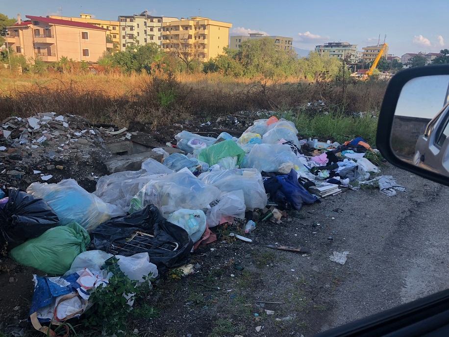 Reggio, emergenza rifiuti. Sbloccati i conferimenti già da stanotte