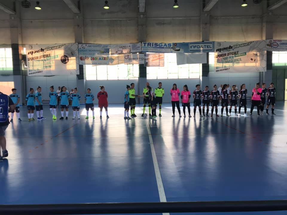 Calcio a 5 – Royal Lamezia, emozioni, gol ed… eliminazione