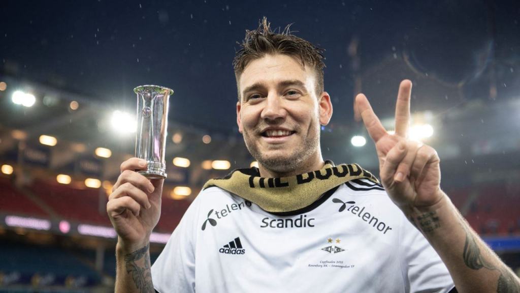 Reggina, il…quasi amaranto Bendtner trova squadra. Tifosi in delirio