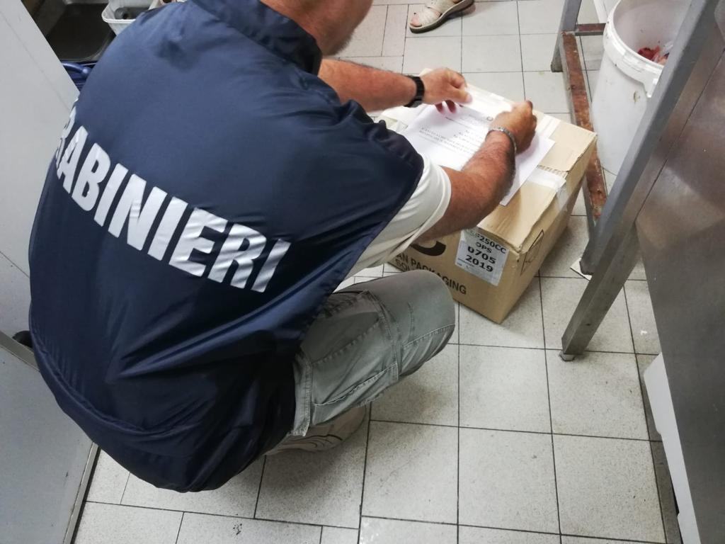 Reggio, tre locali del centro multati per mancato rispetto delle norme
