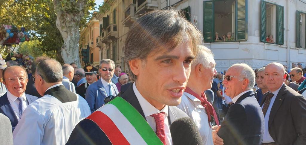 Reggio – Questione rifiuti, Falcomatà: “Svolta epocale, ma dobbiamo rimanere uniti”
