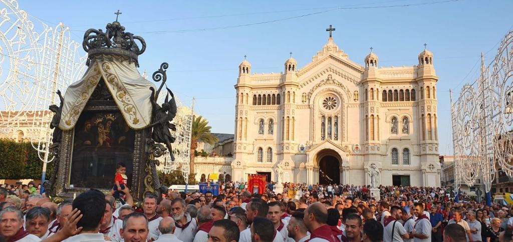 Festa della Madonna, Reggio abbraccia la sua patrona – FOTO