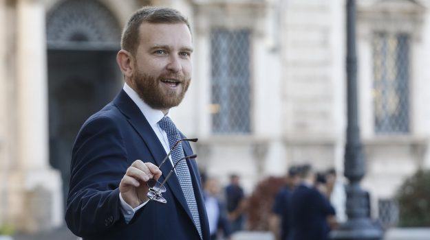Ponte sullo Stretto, Provenzano ironizza con De Micheli: ‘La prossima volta sarà la catapulta?’