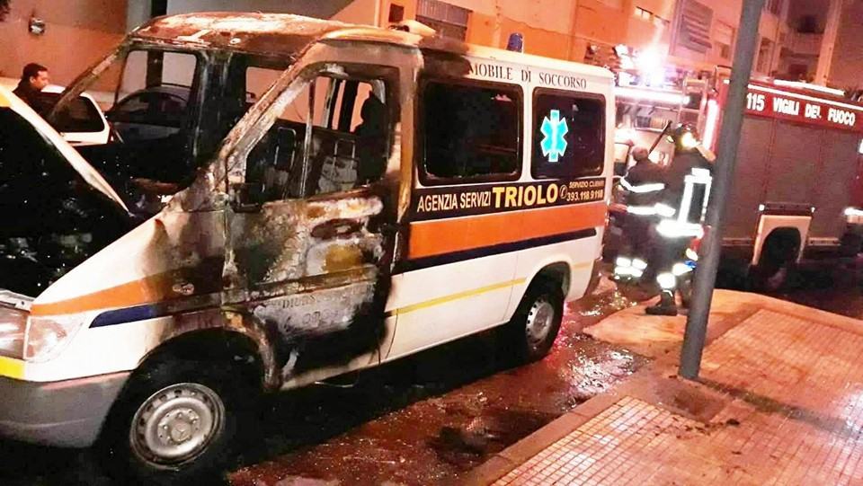 Attacchi alla sua attività, lo sfogo di un imprenditore reggino: “Voglio andare via di qua”