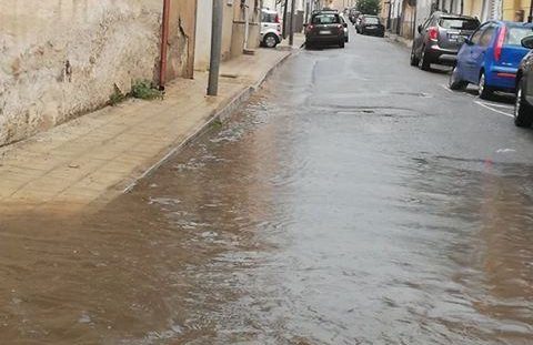 Nubifragio a Reggio: allagamenti, guasti, e sottopassi off limits