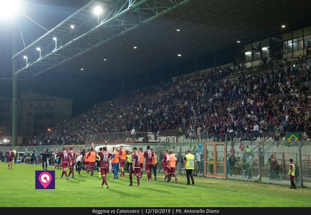 Calcio – Spettatori allo stadio: questa volta è la Reggina ad inseguire il Bari