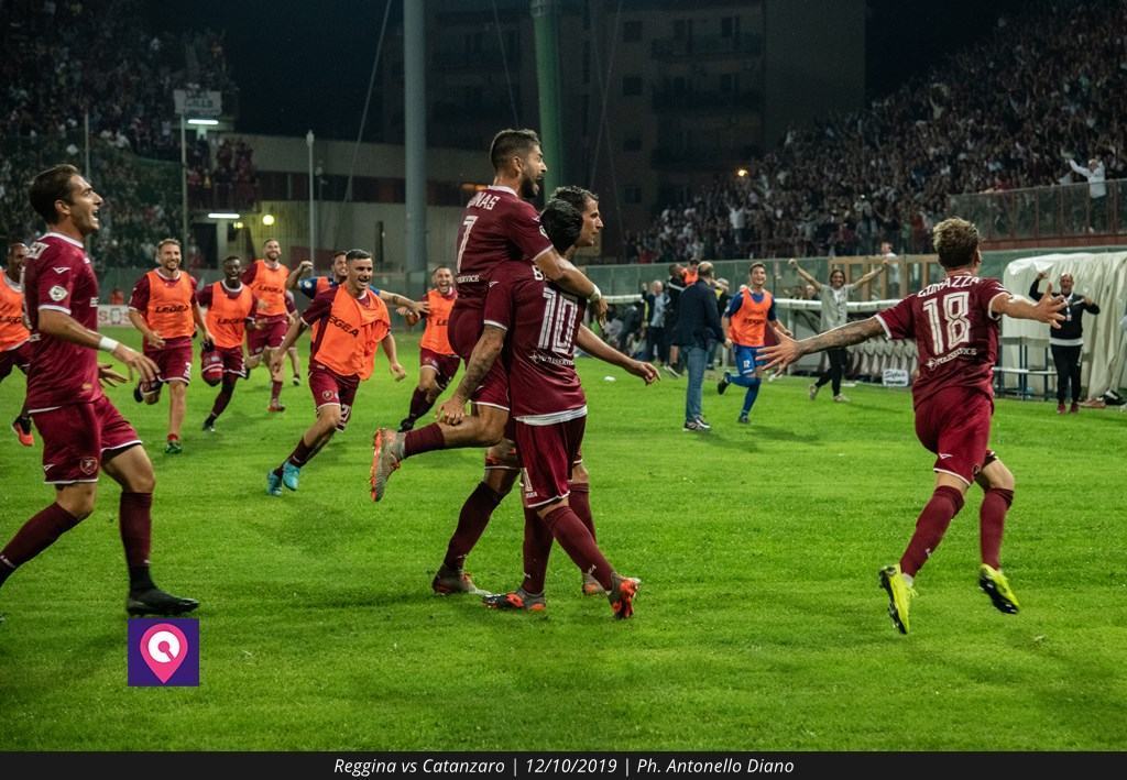 Reggina, ti ‘presento’ Denis. Bianchi e Bellomo moto perpetuo. Bene Guarna