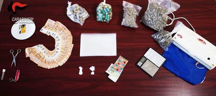 Reggio, arrestato 29enne in provincia per spaccio di stupefacenti