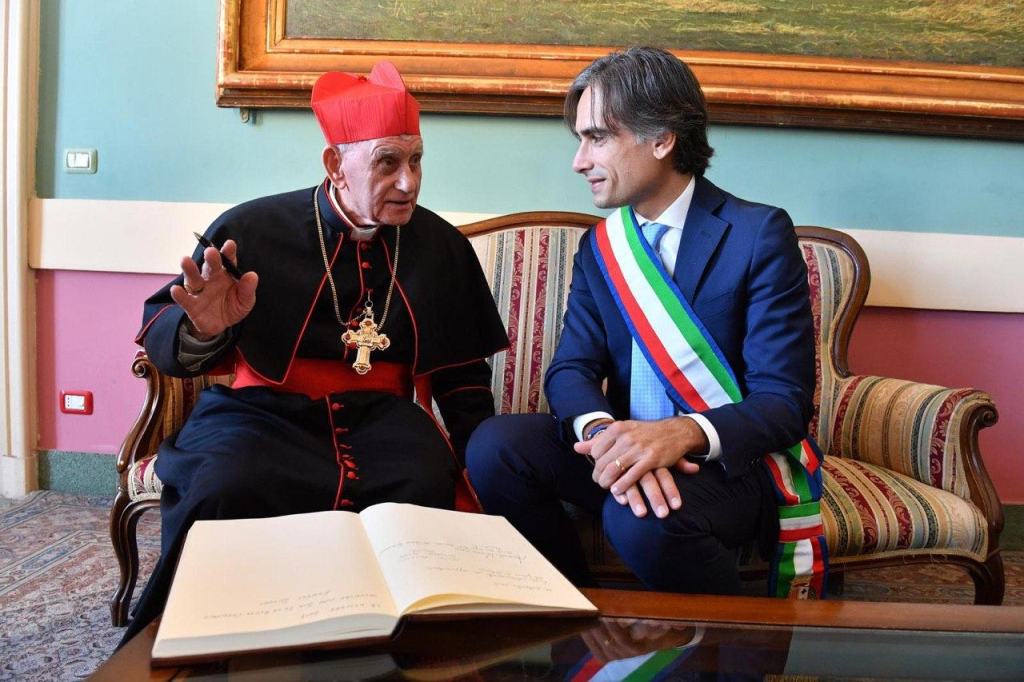 Reggio, il Cardinale Simoni incontra il sindaco Falcomatà