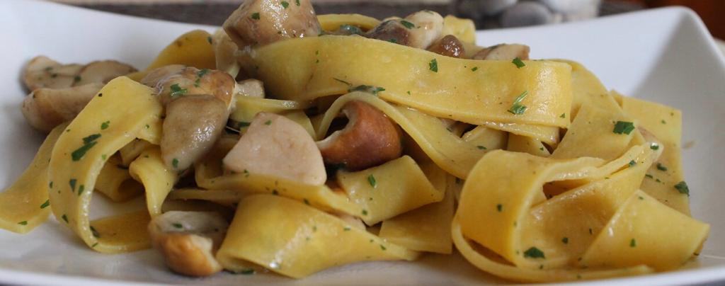 Sapori d’autunno all’Hostaria dei Campi: ecco pappardelle ai funghi