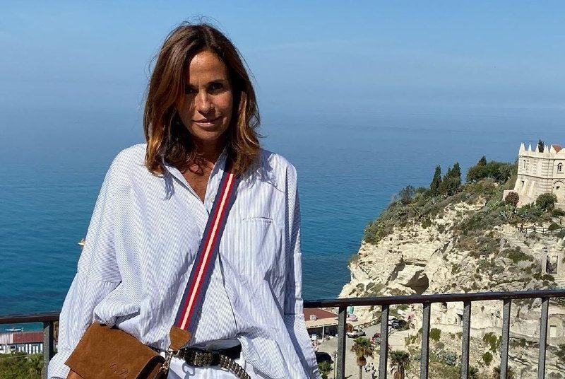 Cristina Parodi in Calabria: “Mentre a Bergamo piove, qui..”
