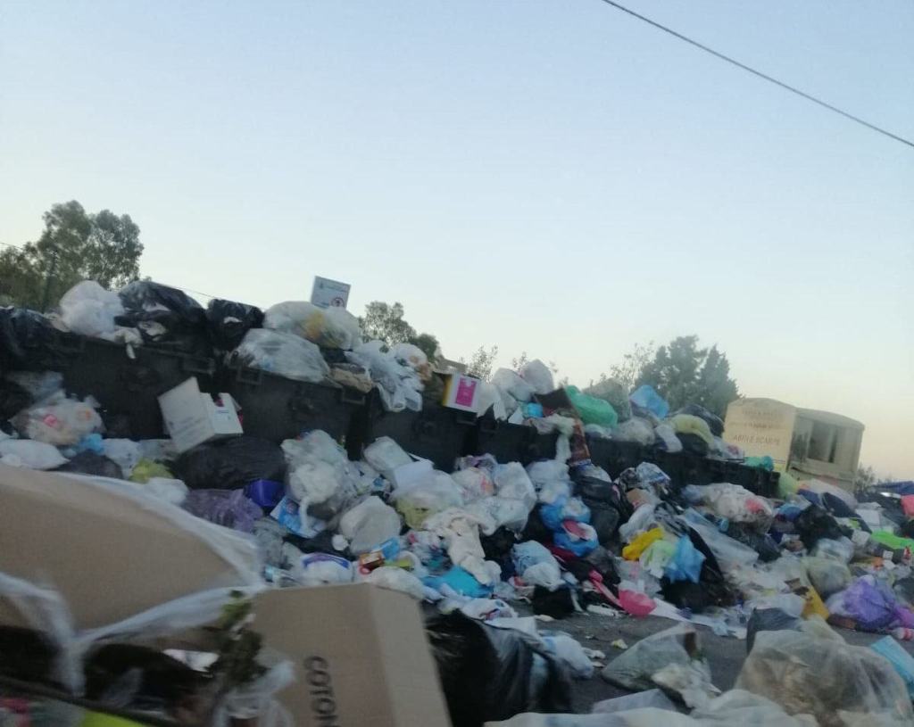 Rosarno, stato di agitazione dei lavoratori addetti alla raccolta rifiuti