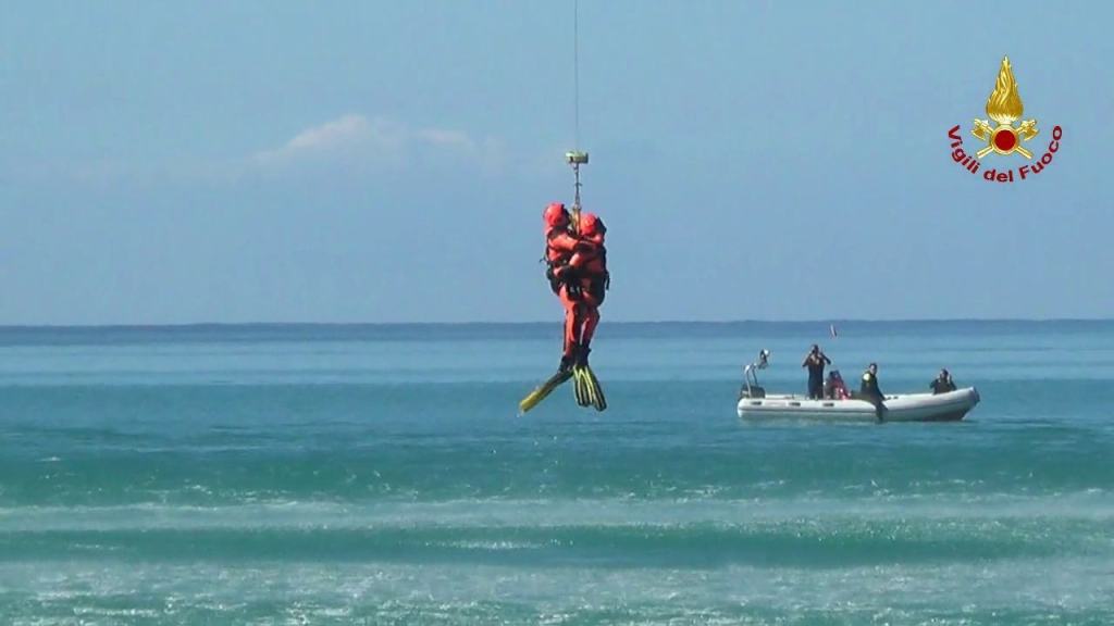 Esercitazione in mare per i sommozzatori di Reggio Calabria – FOTO