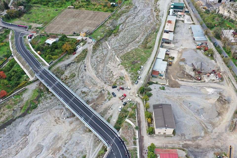 Inaugurato il nuovo Ponte di Paterriti, Falcomatà: “Obiettivo raggiunto e nuovo punto di partenza” – FOTO