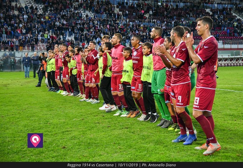 Calcio – La Reggina allunga sulla seconda, frenata Bari. Risultati e classifica