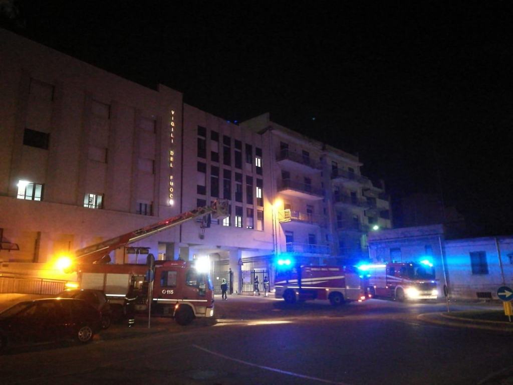 Tragedia Alessandria, omaggio dei Vigili del Fuoco a Reggio in memoria di Antonino Candido