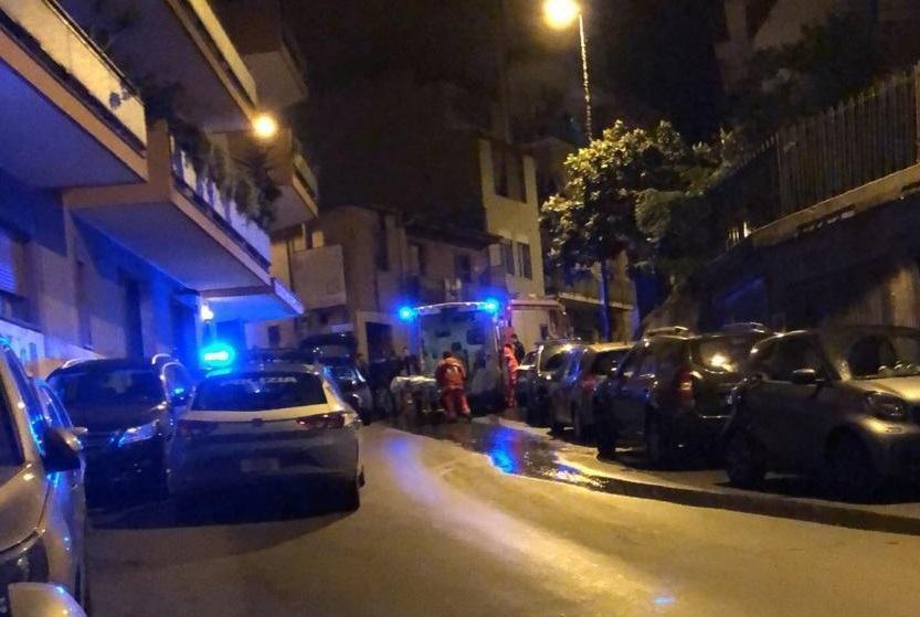 Reggio, esplosione in macelleria. Coinvolti 5 Vigili del Fuoco e due agenti della Polizia