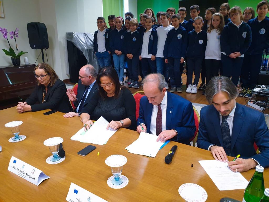 Ampliamento offerta formativa: convenzione Comune, Mediterranea e Carducci – Da Feltre