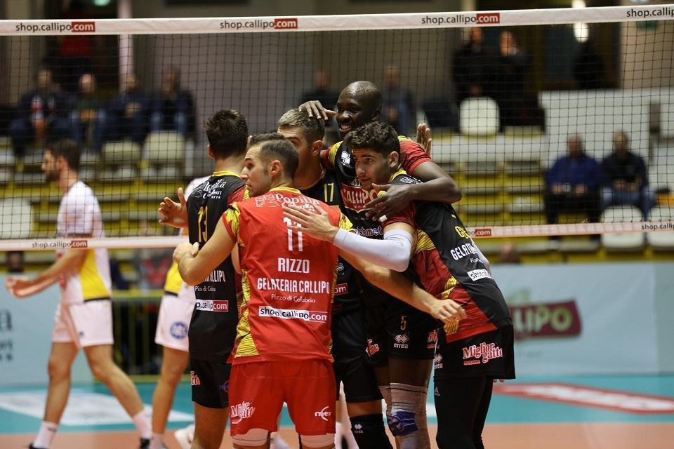 Volley – Primo sorriso per la Tonno Callipo e prova contro Verona superlativa