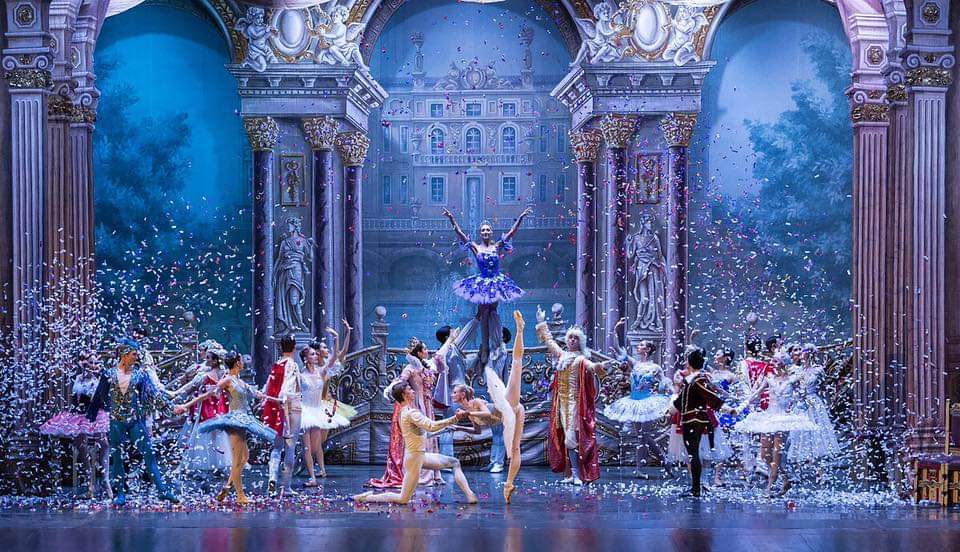 Reggio – Un balletto “da favola”. La bella addormentata strega il Teatro Cilea