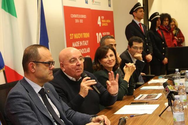 Calabria, firmato con Trenitalia contratto di servizio: in arrivo 27 nuovi treni