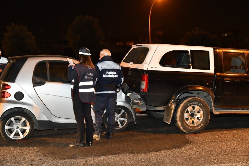 Tamponamento a catena a Reggio Calabria: due feriti – FOTO