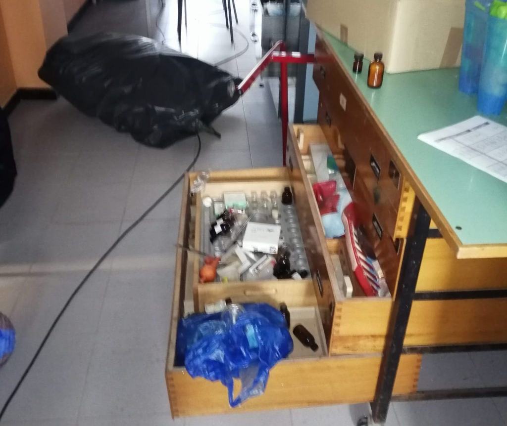 Reggio, furto all’Istituto De Gasperi: rubati strumenti musicali e defibrillatore