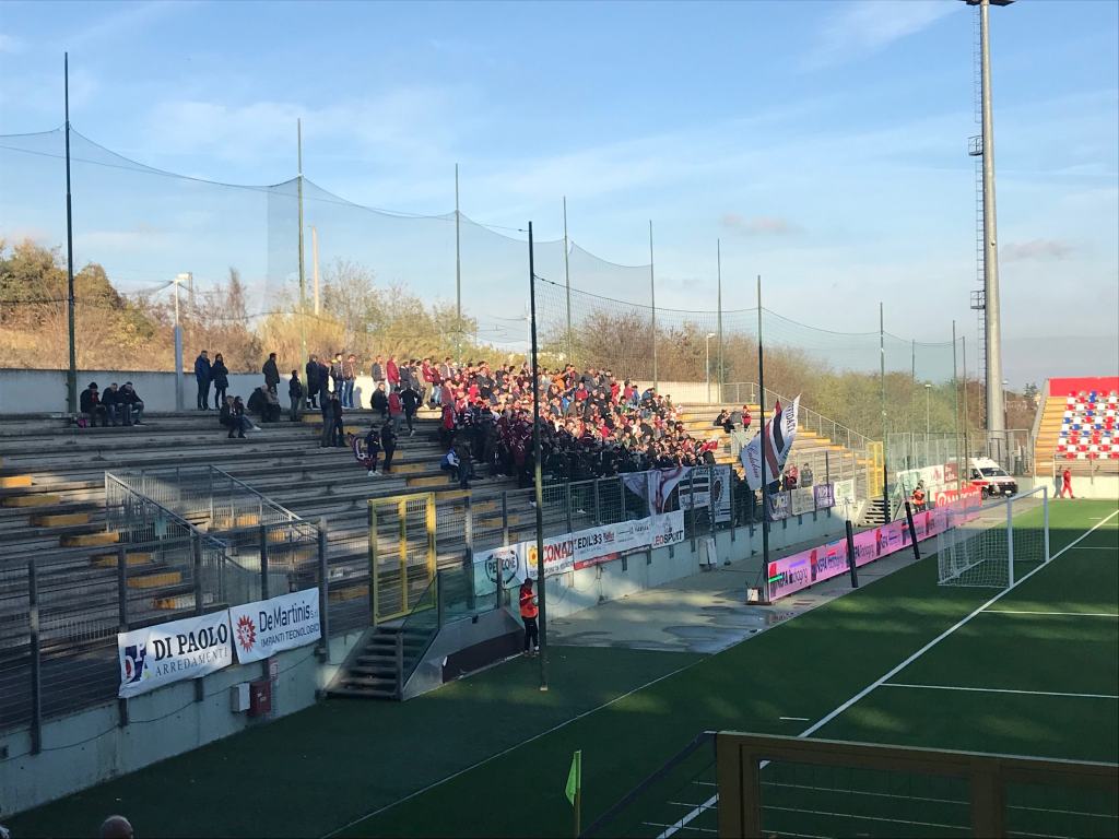 Avvio sprint, brividi e raddoppio: Reggina avanti all’intervallo
