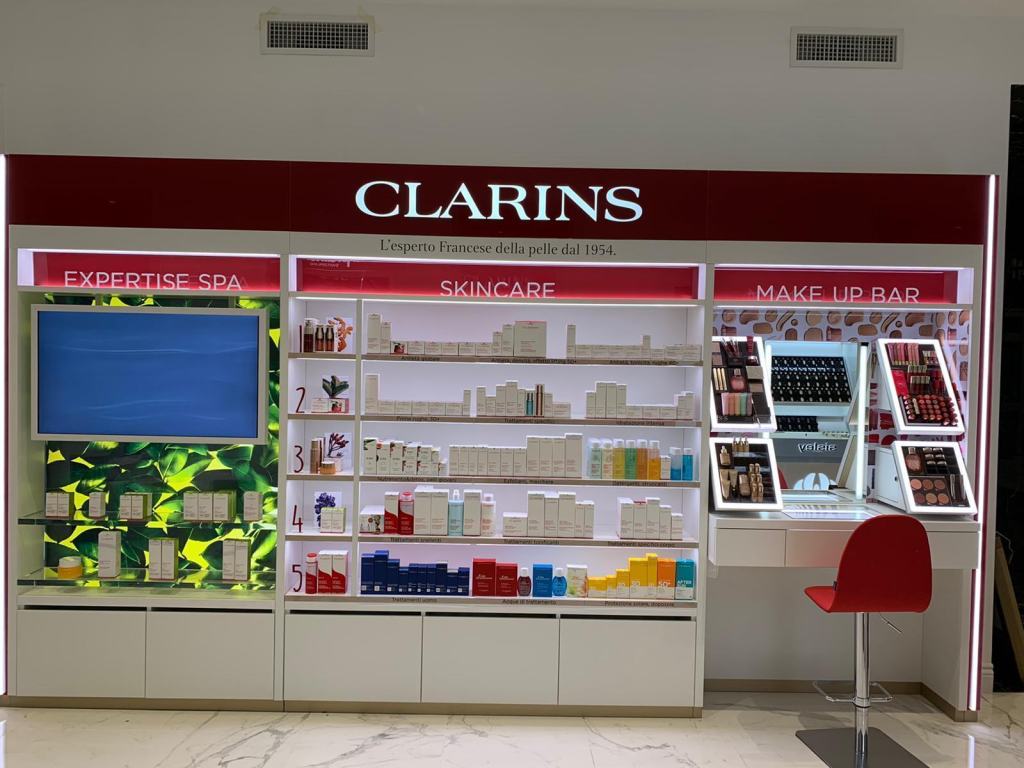Bellezza & benessere firmati Clarins a Reggio: nuova Skin Spa del NAÏMA Beauty Store