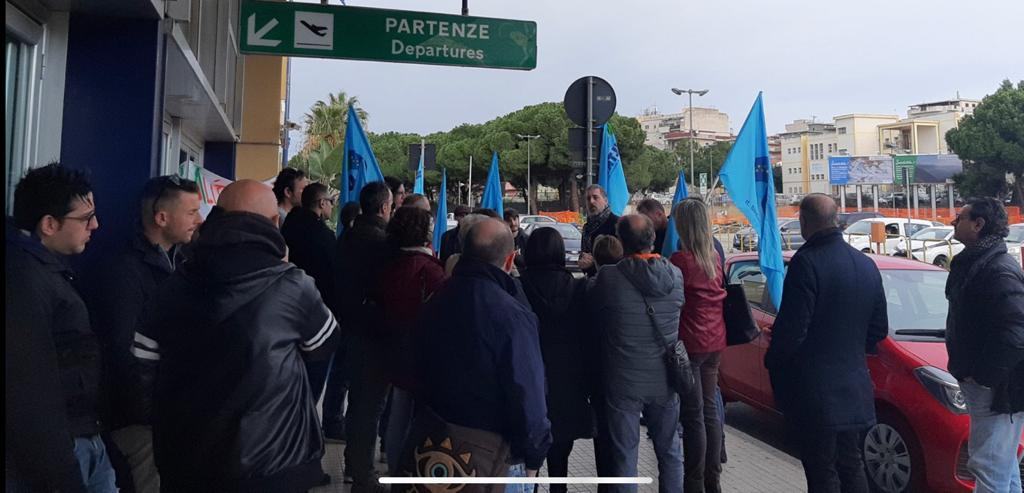 Aeroporto di Reggio, proclamato sciopero di 24 ore