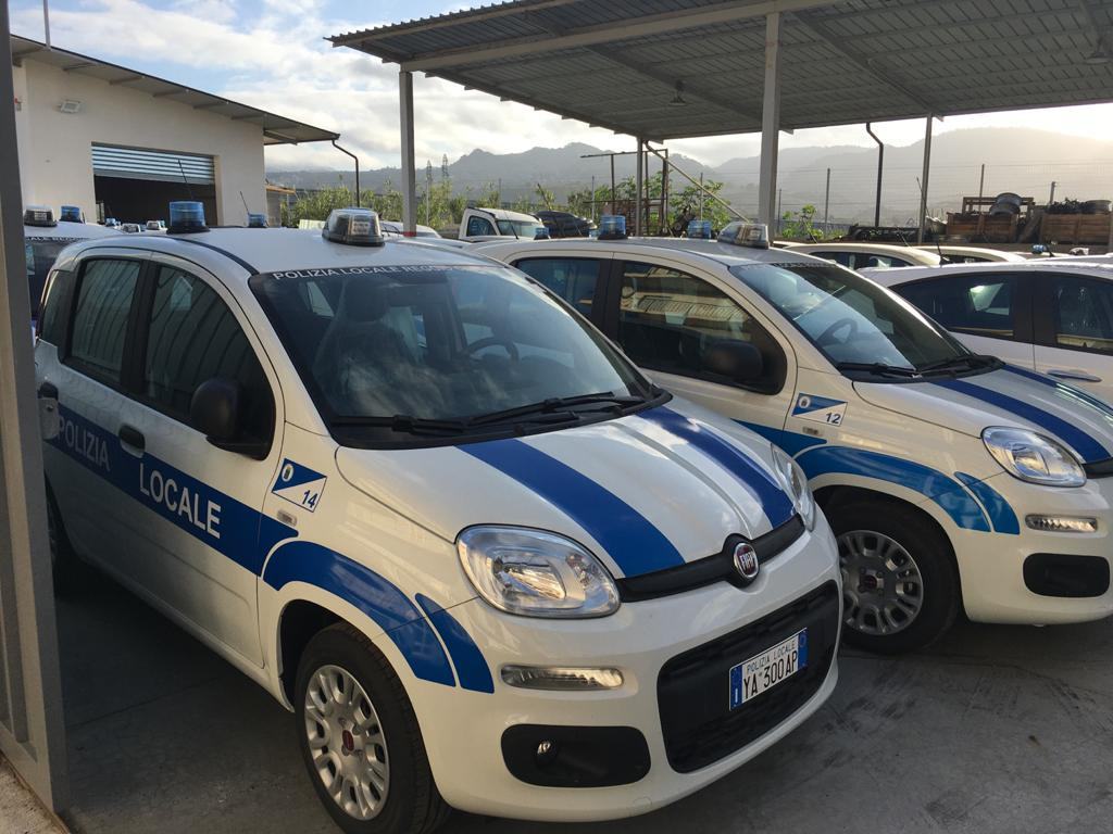Reggio, forza posto di controllo: individuato e denunciato