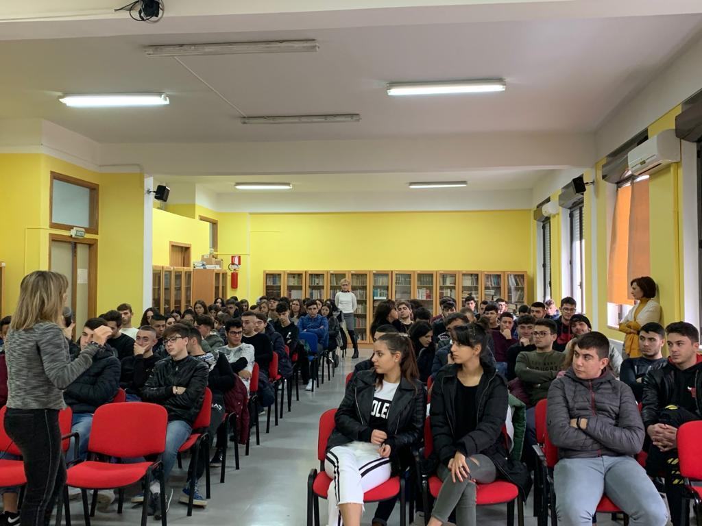 Locri, l’Ambito Territoriale presente a scuola per parlare di sociale e legalità