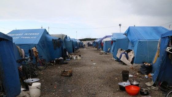 Migranti, Occhiuto: ‘Bene smantellamento della tendopoli’