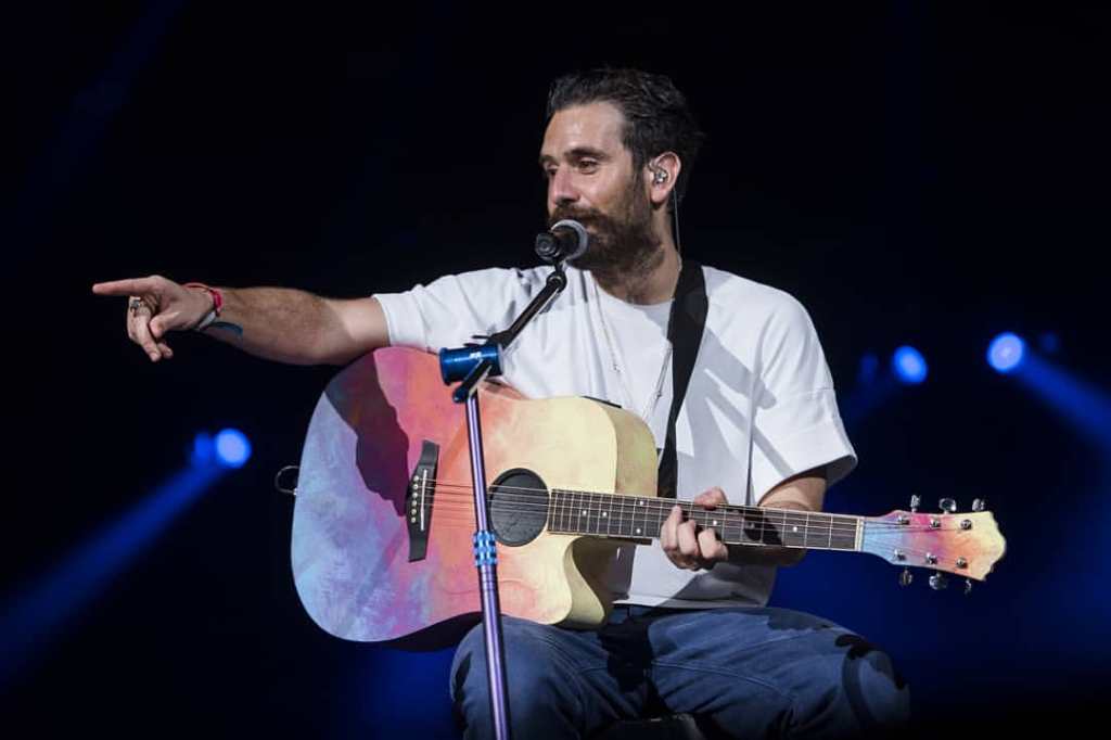 10 concerti da solista, il tour di Tommaso Paradiso fa tappa anche a Reggio