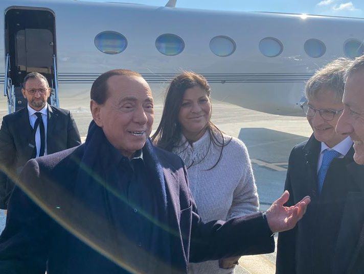 Calabria, arriva Berlusconi: ‘Qui clima fantastico. Sarà perla del turismo’