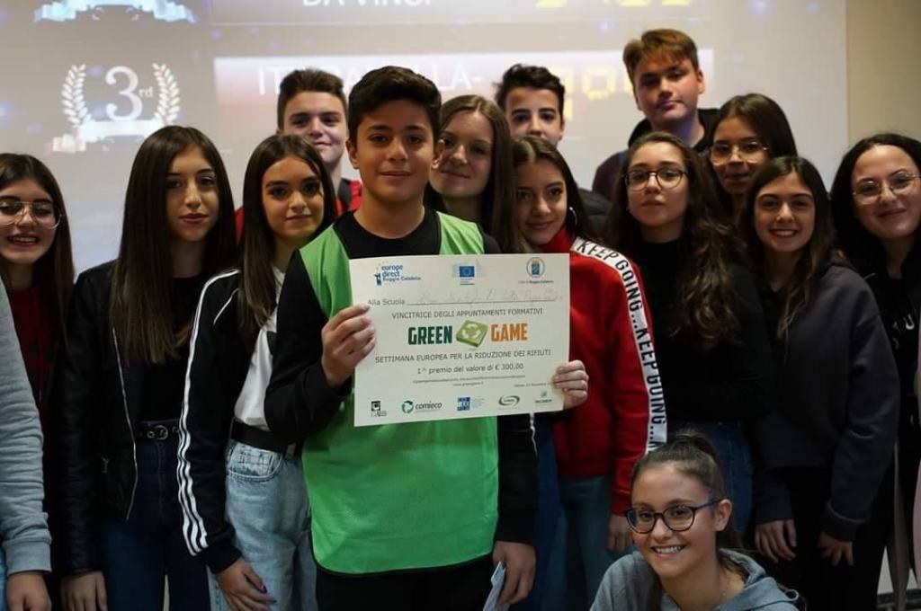 Reggio, al liceo Volta il premio ‘Green Game: a scuola di riciclo’