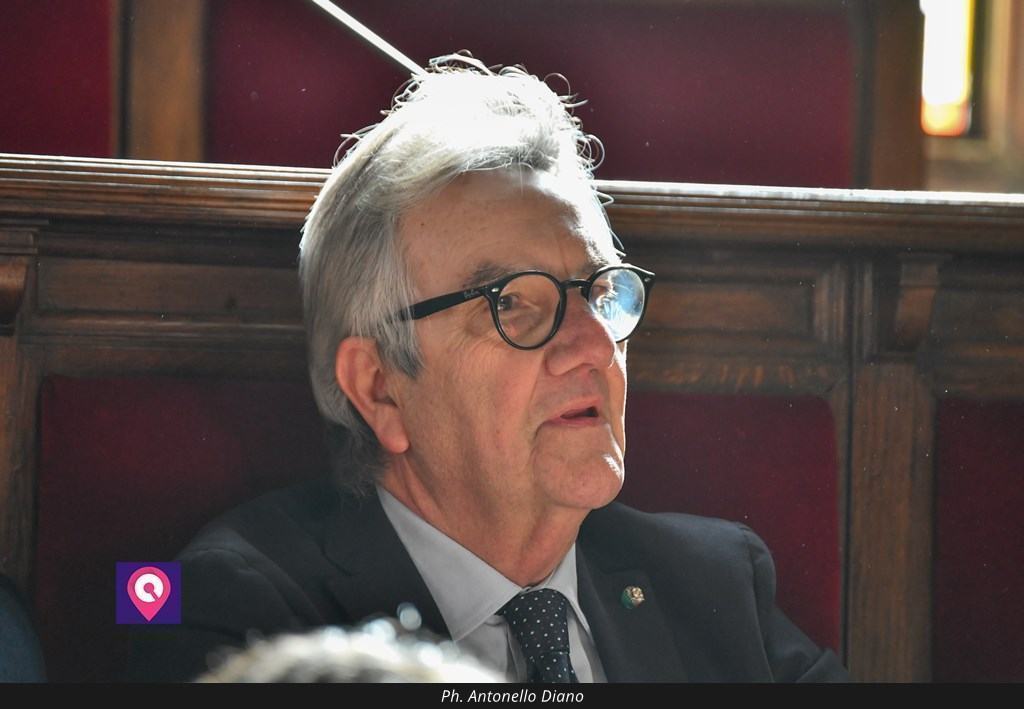 Medicina a Reggio, Dattola smonta l’idea di Latella: ‘Fa sorridere. Proposta per finire sui giornali’
