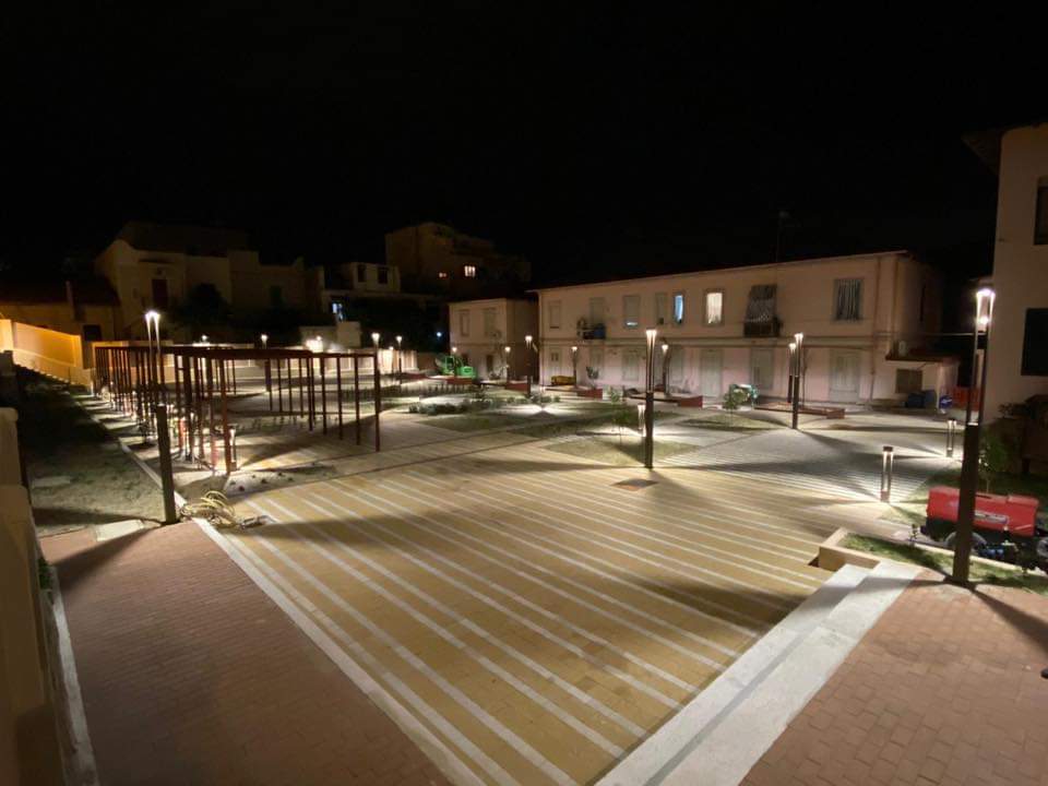 Reggio, quasi pronta la nuova piazza di Tremulini – FOTO