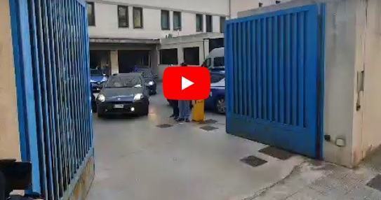 ‘Ndrangheta – Operazione ‘Giù la testa’: l’uscita degli arrestati