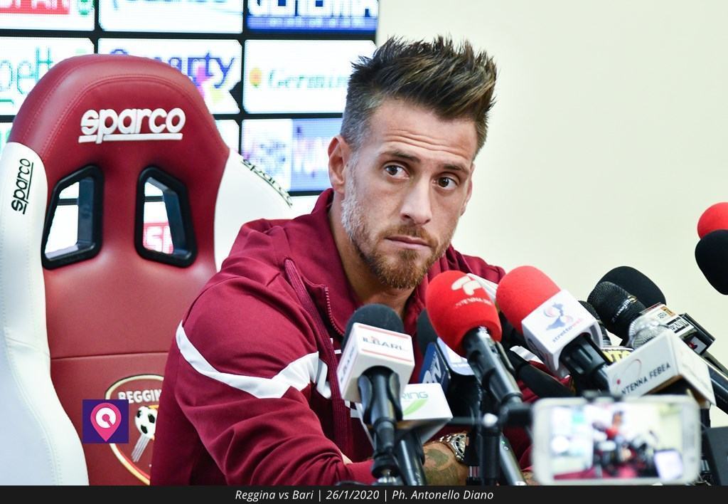 Reggina: i consigli di Denis per il calciomercato e le certezze sul futuro di Amione