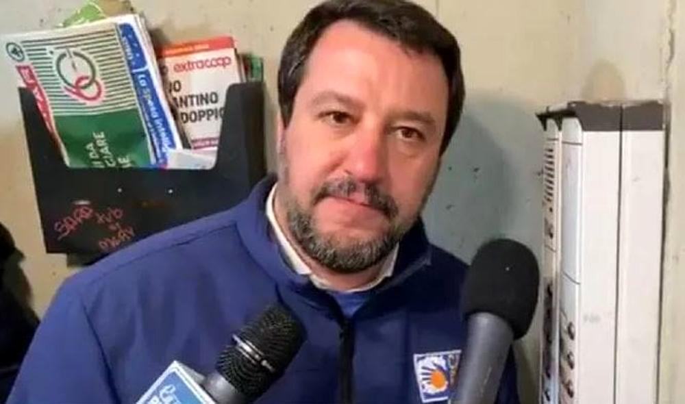 Salvini e il citofono della discordia: ‘Per la Calabria ho in testa idee precise’