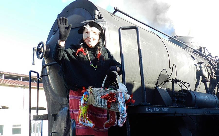 Reggio Calabria, arriva il treno della Befana