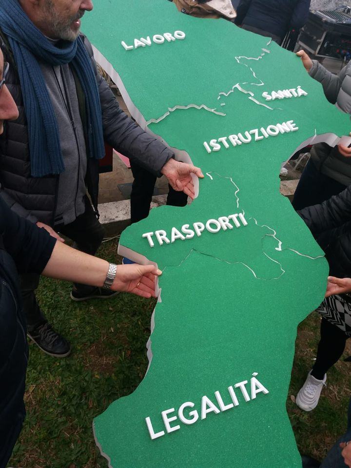 La Calabria perbene abbraccia Gratteri: “Ci siamo anche noi”