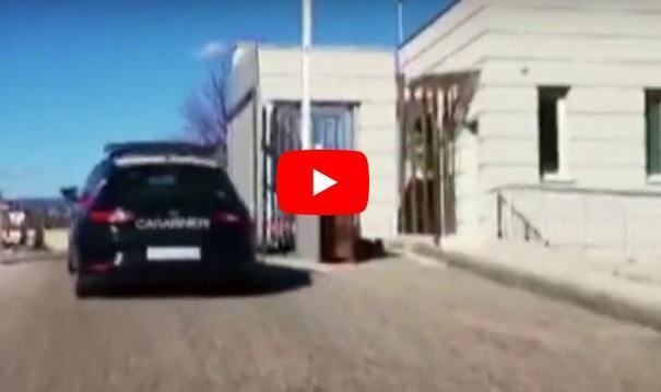 Locri, colpisce la compagna con 14 coltellate. Arrestato