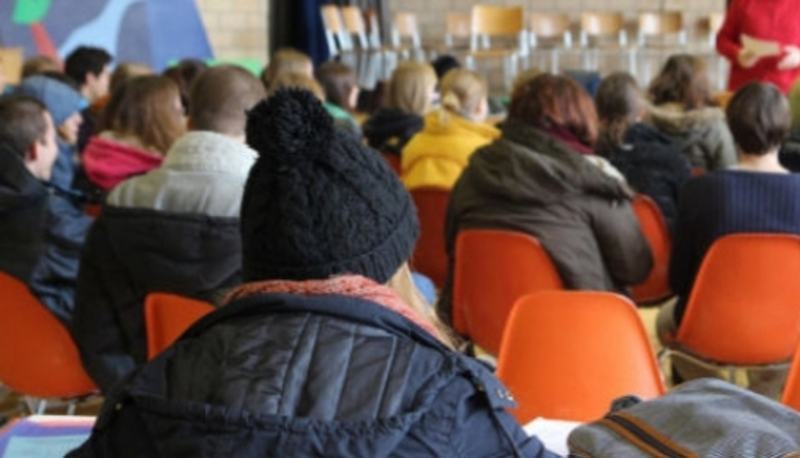Reggio, scuole al freddo e senza riscaldamenti. Azione di protesta dei genitori