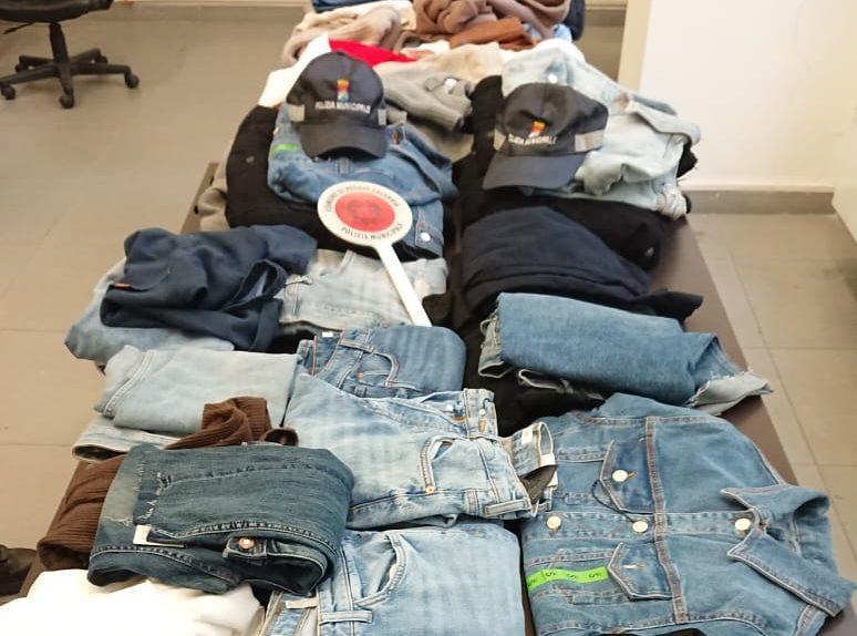 Reggio, controlli a tappeto della polizia locale: sequestri, sanzioni e 4 persone denunciate