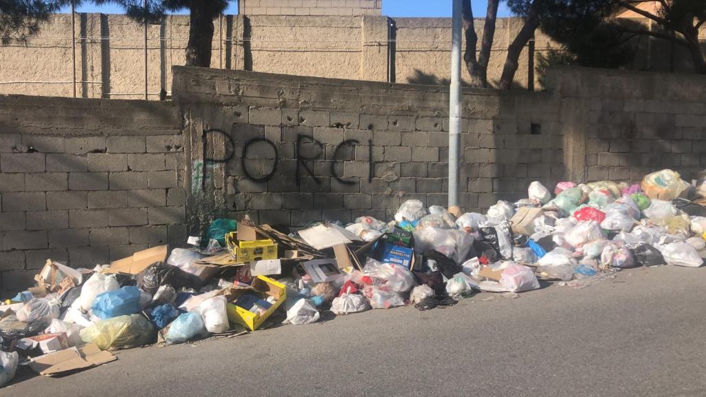 Reggio, Tre Quartieri: ‘Mancata raccolta spazzatura indifferenziata da oltre un mese’